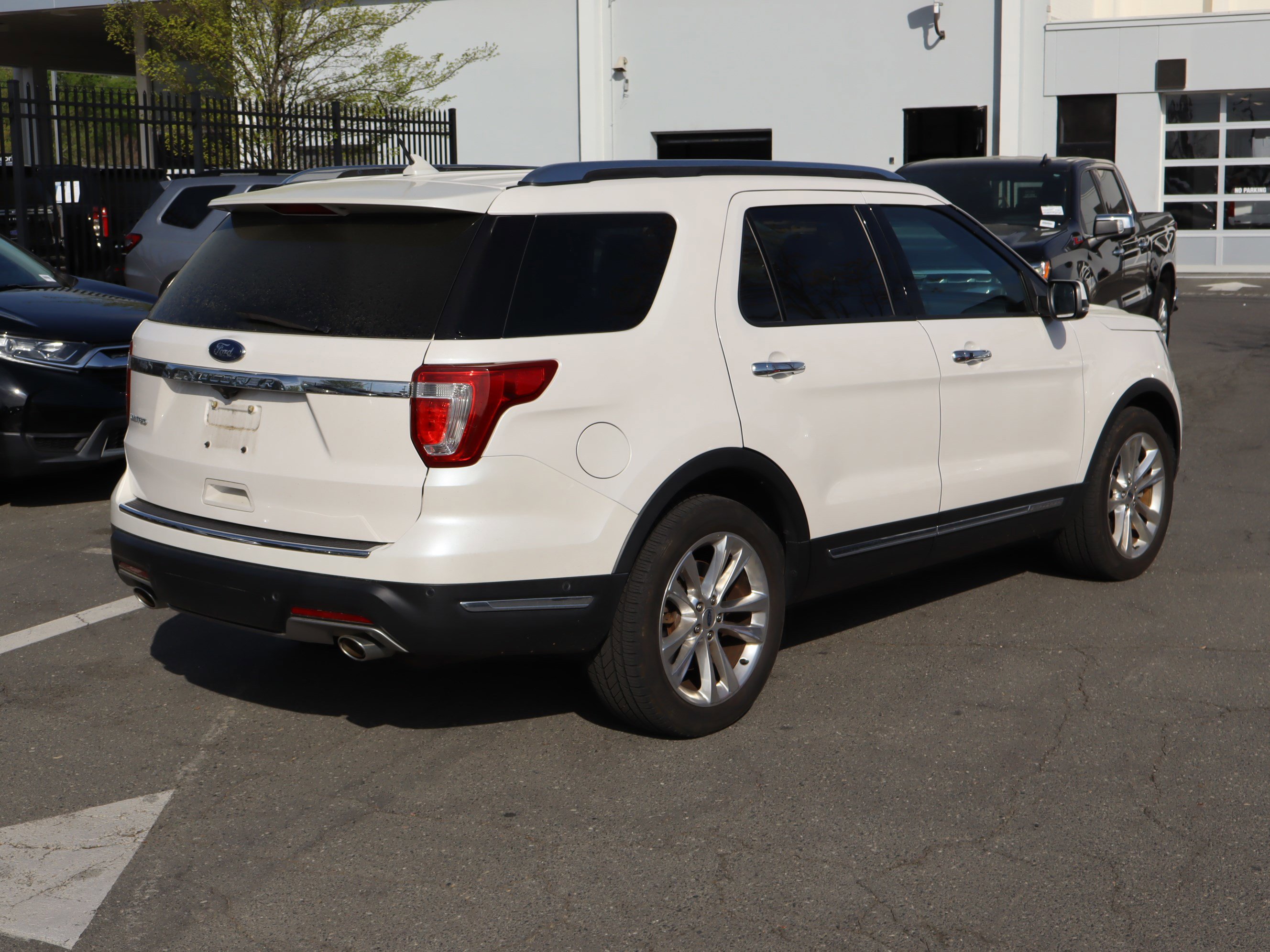 Used 2018 Ford Explorer Limited w/ Equipment Group 301A image 21