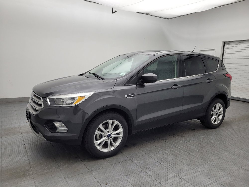 Used 2019 Ford Escape SE FWD image 2