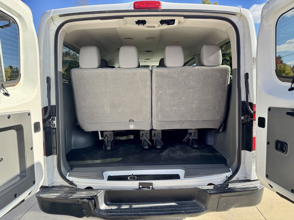 Used 2018 Nissan NV 3500 S image 11