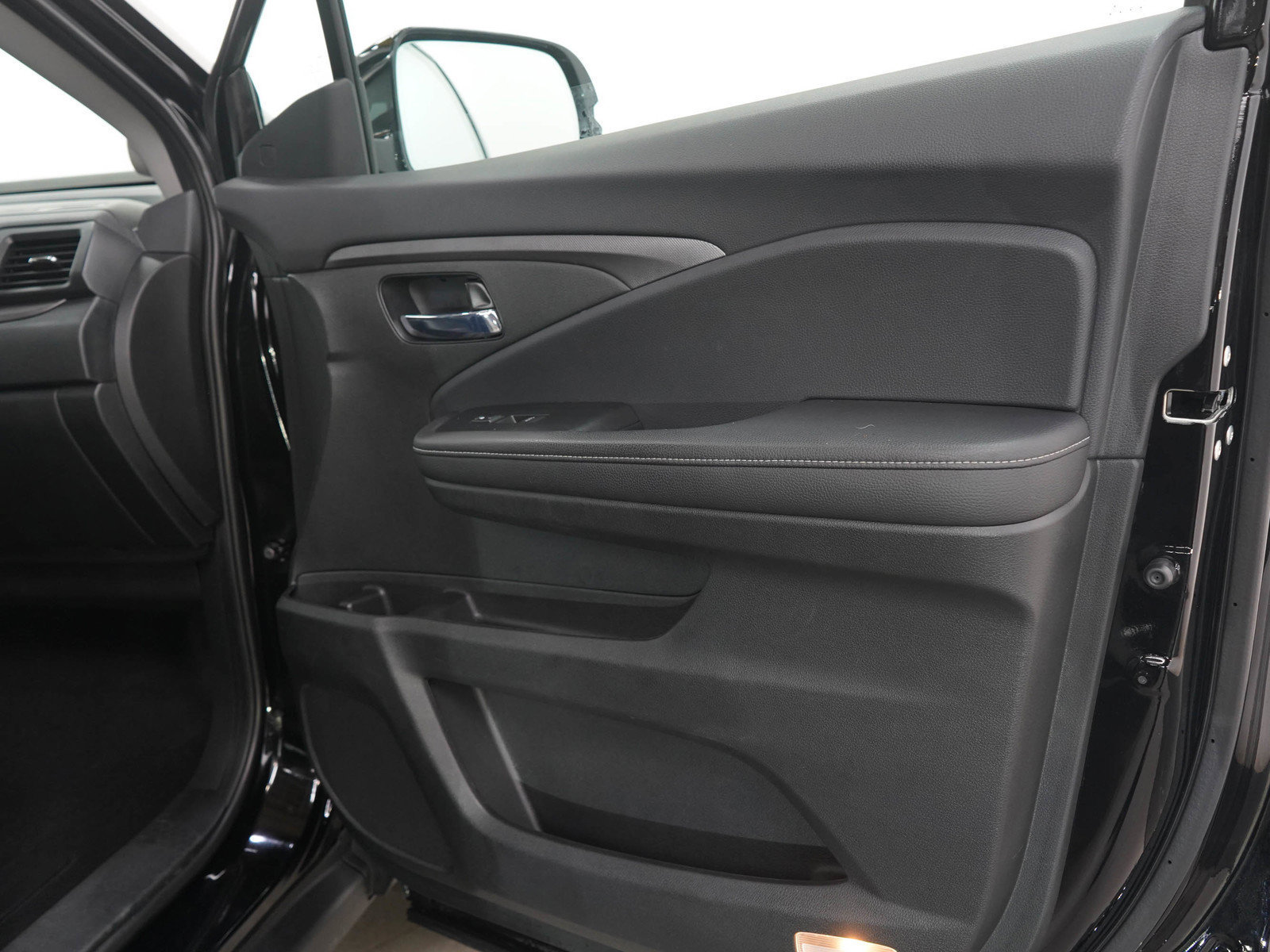 Used 2023 Honda Ridgeline RTL-E image 11