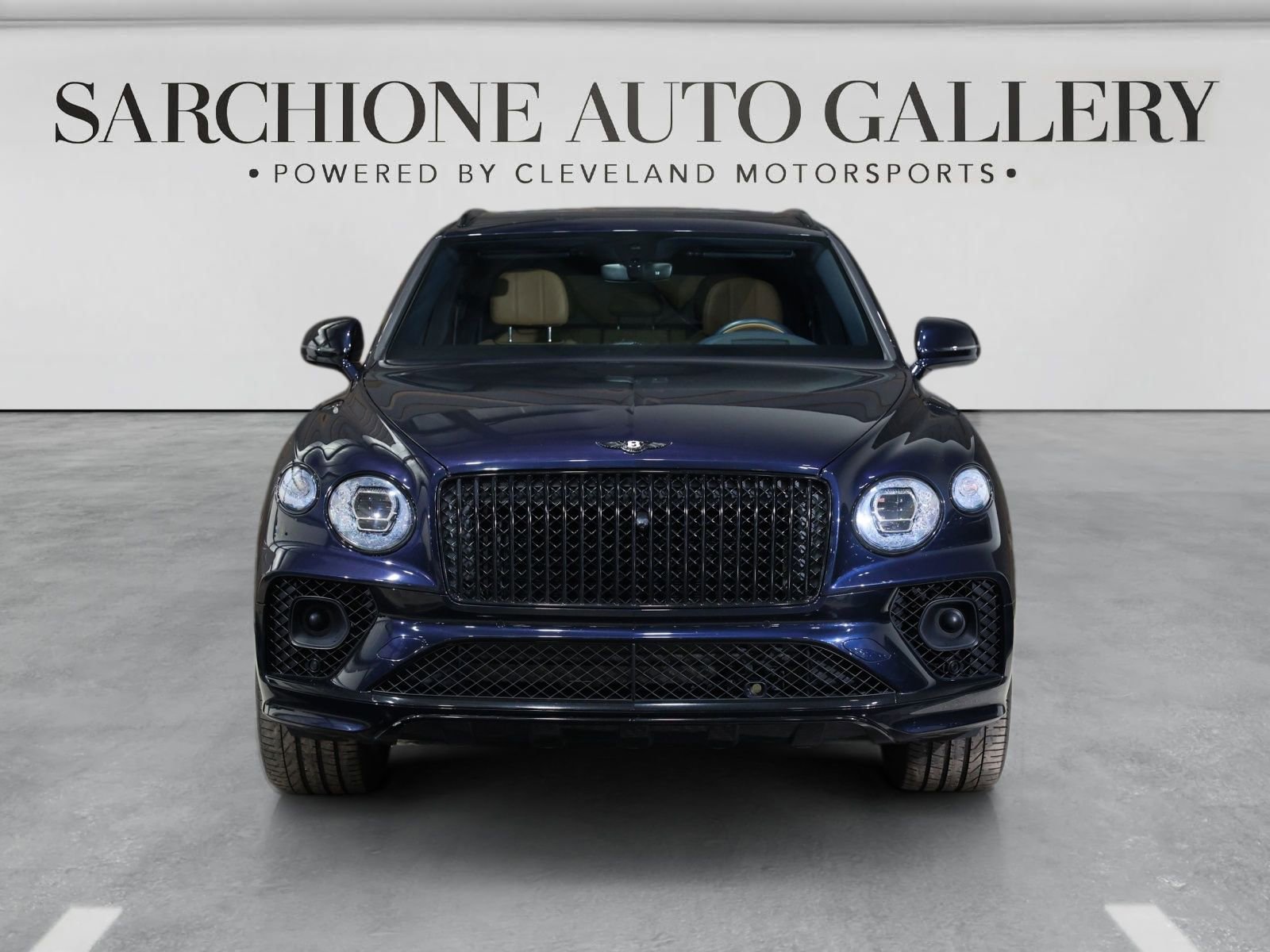 Used 2023 Bentley Bentayga Extended Wheelbase AWD/4WD image 11