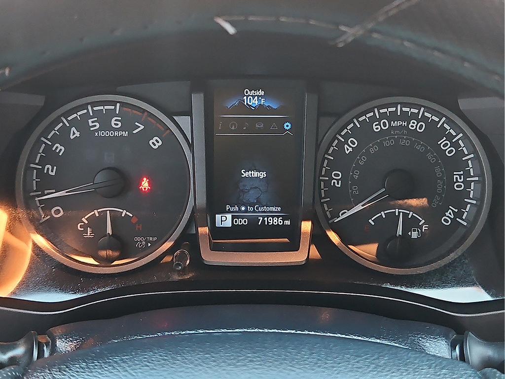 Used 2017 Toyota Tacoma TRD Off-Road w/ Tow Package RWD image 18