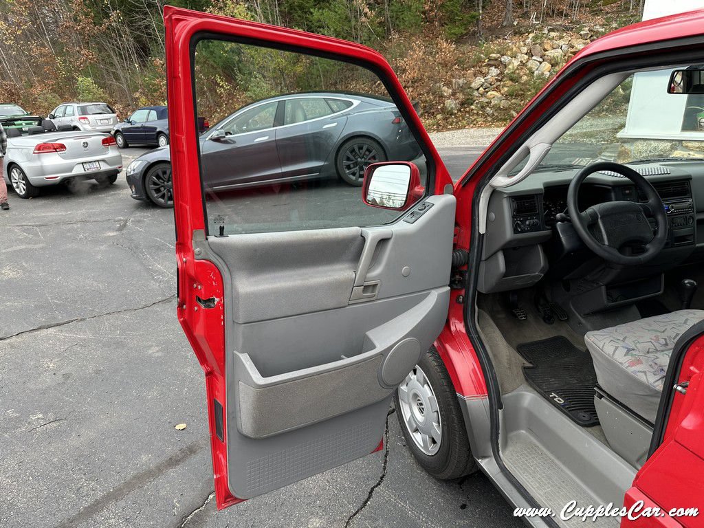 Used 1997 Volkswagen Eurovan Camper FWD image 14