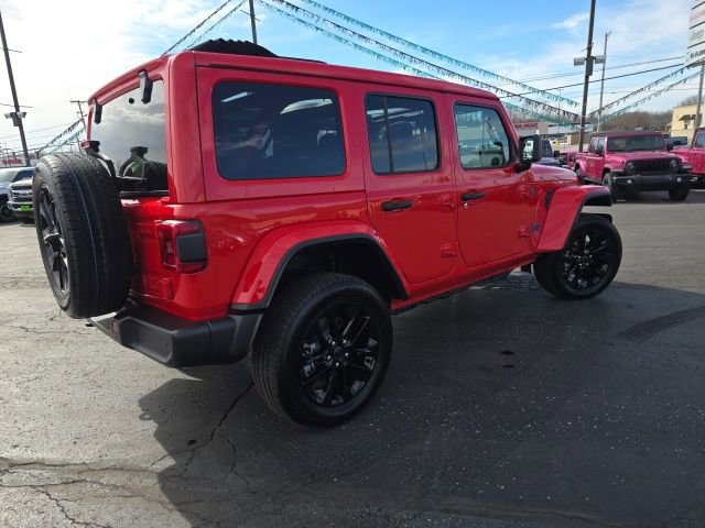 Used 2025 Jeep Wrangler Sahara 4xe w/ Safety Group image 13