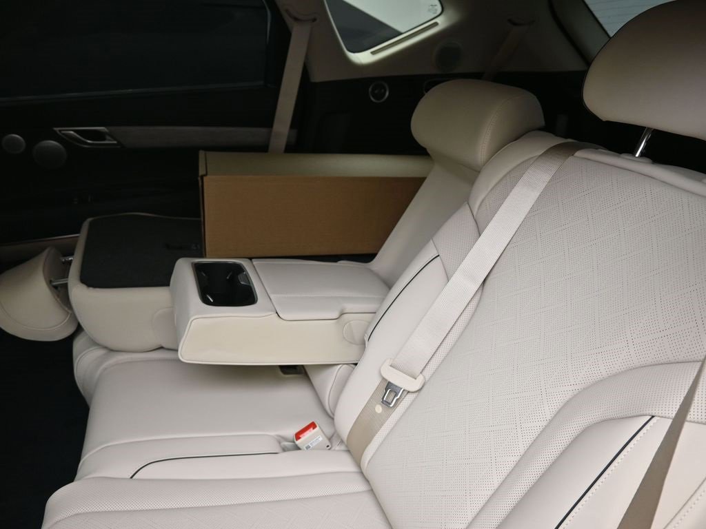New 2026 Genesis GV80 2.5T Advanced image 17