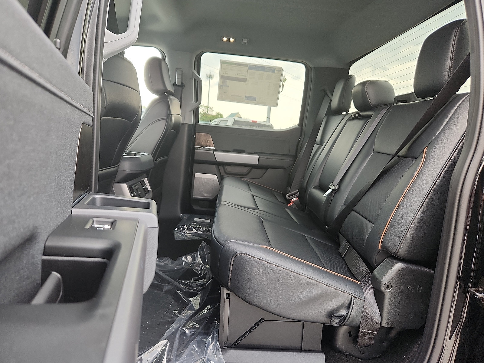 New 2026 Ford F250 Lariat w/ FX4 Off-Road Package AWD/4WD image 6