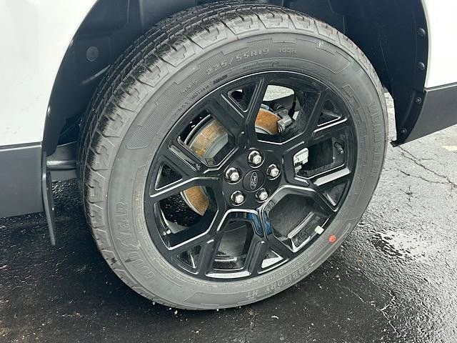 New 2025 Ford Maverick Lariat w/ Black Appearance Package image 15