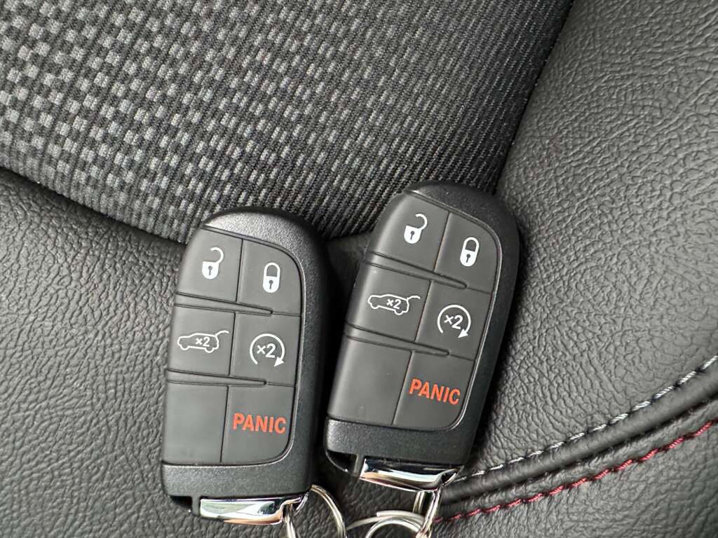 New 2026 Jeep Compass Trailhawk image 26