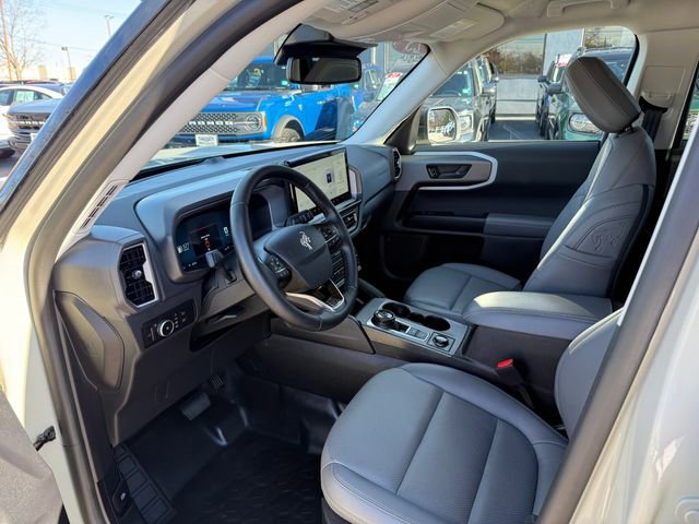 Used 2025 Ford Bronco Sport Badlands image 3