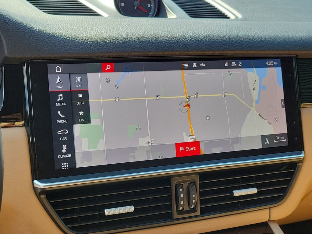 Certified 2020 Porsche Cayenne AWD/4WD image 30