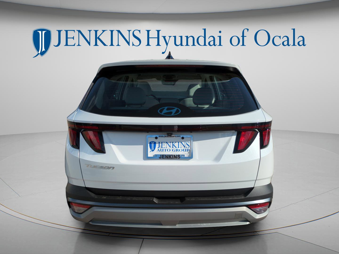 Certified 2025 Hyundai Tucson SE image 3