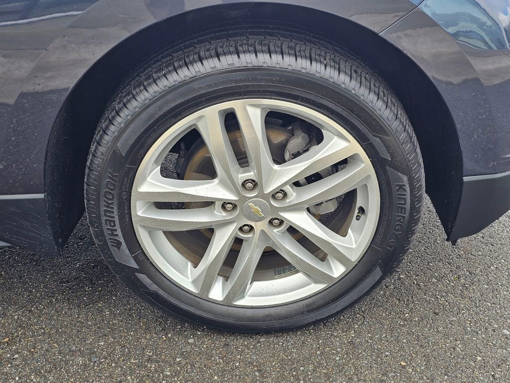 Used 2018 Chevrolet Equinox Premier image 9