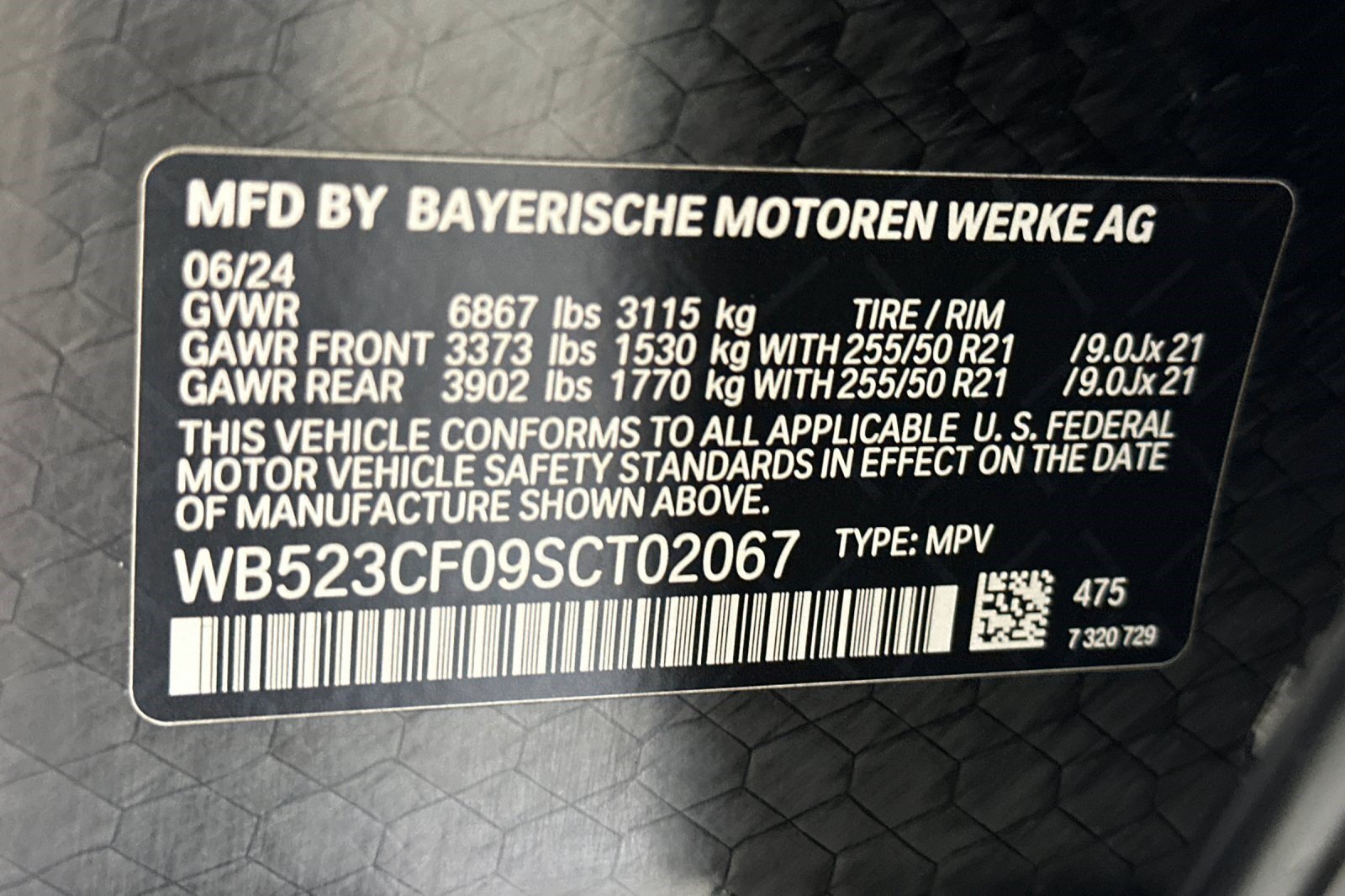 Certified 2025 BMW iX xDrive50 w/ Sport Package AWD/4WD image 30