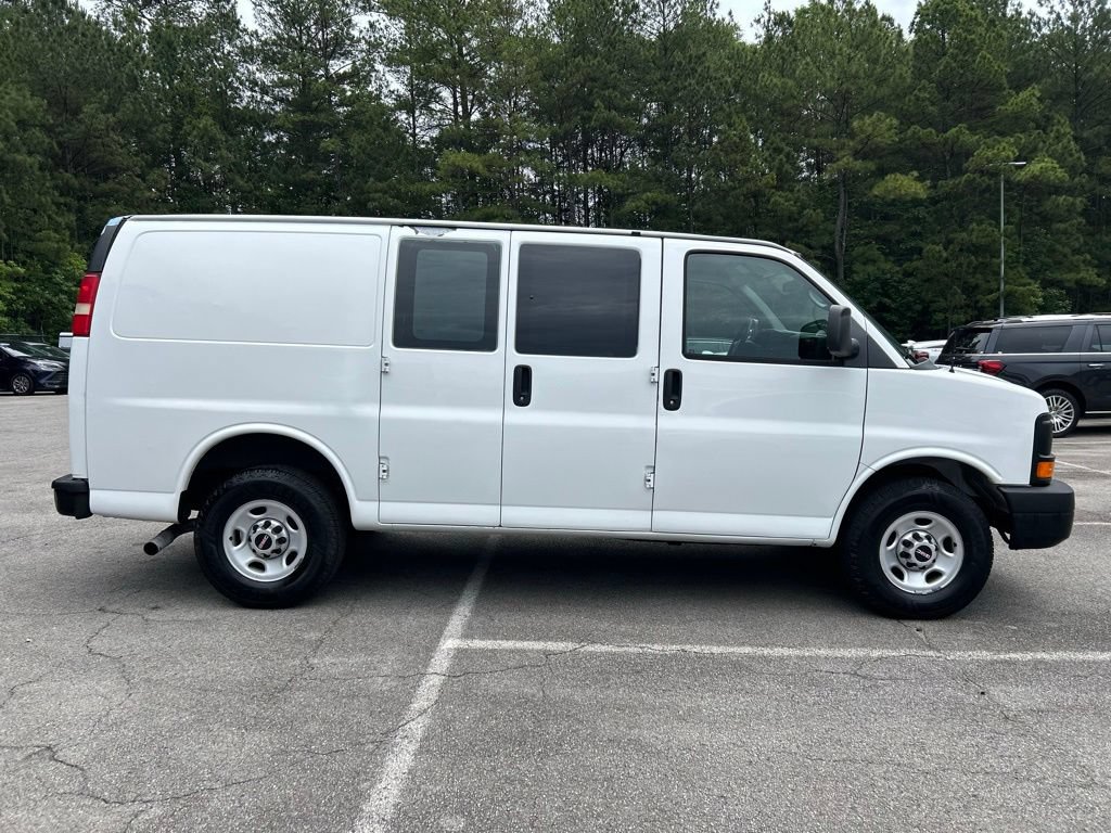 Used 2011 GMC Savana 2500 RWD image 8