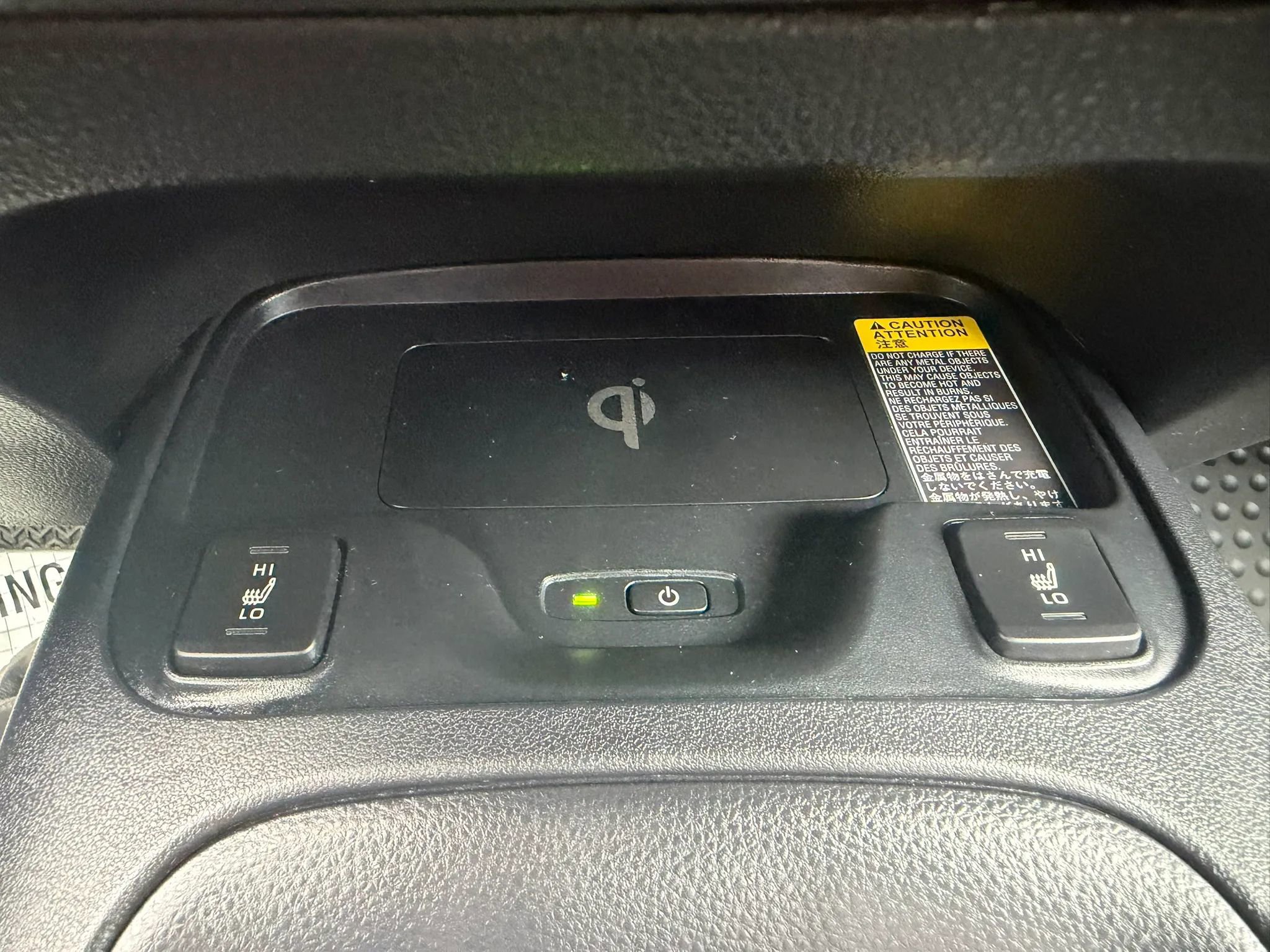 Used 2025 Toyota Corolla XSE FWD image 19