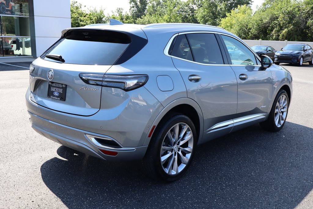 Used 2023 Buick Envision Avenir AWD/4WD image 3