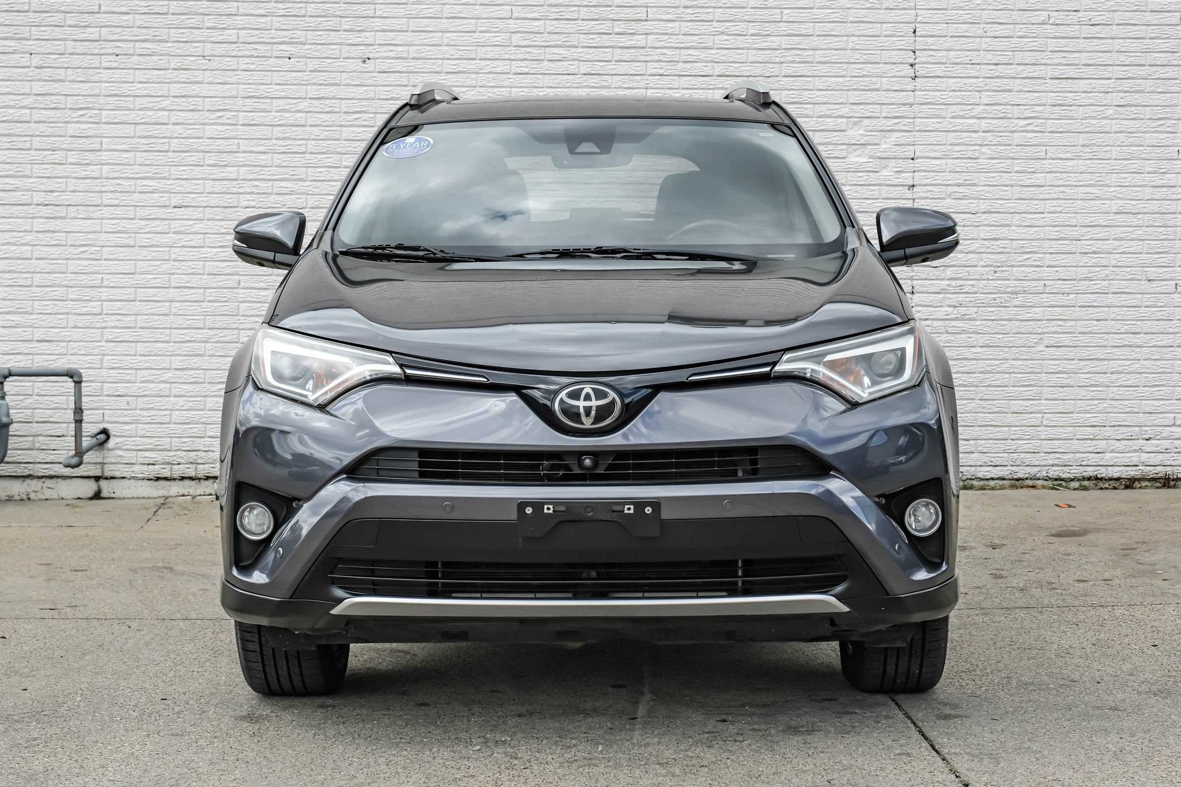 Used 2016 Toyota RAV4 Limited w/ Advanced Technology Package FWD image 5