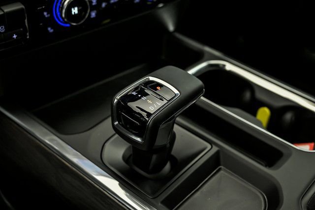 New 2026 GMC Sierra 1500 SLT w/ SLT Premium Package image 19