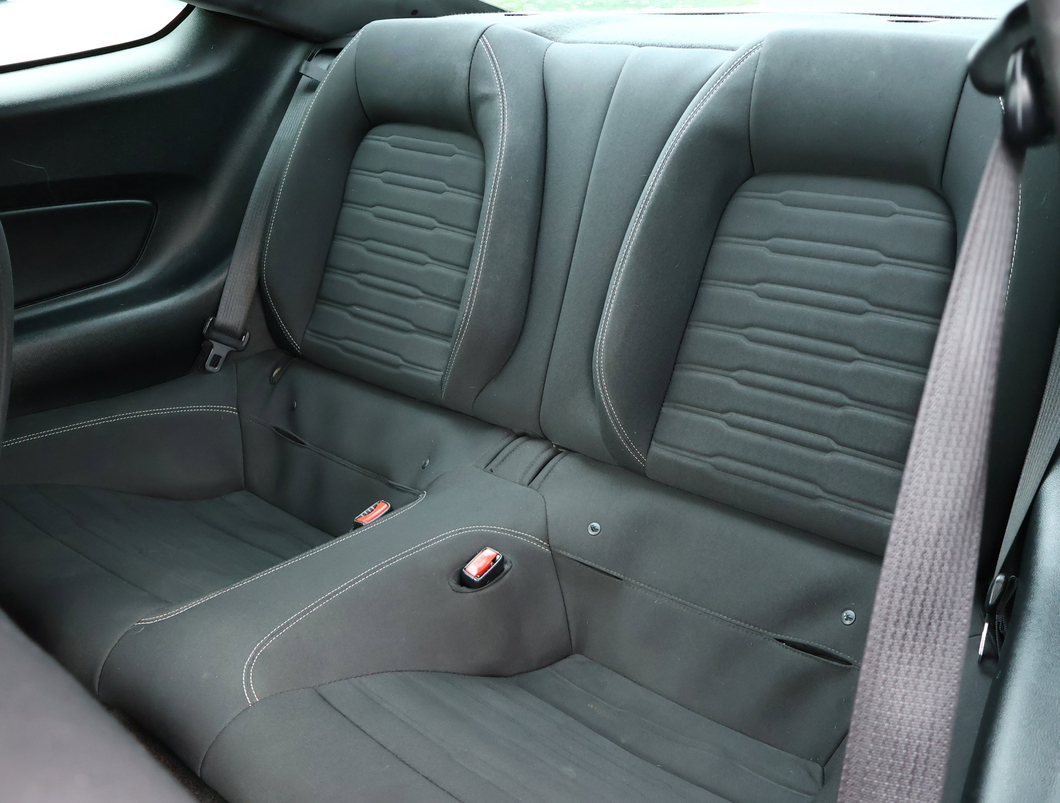 Used 2017 Ford Mustang Coupe image 17