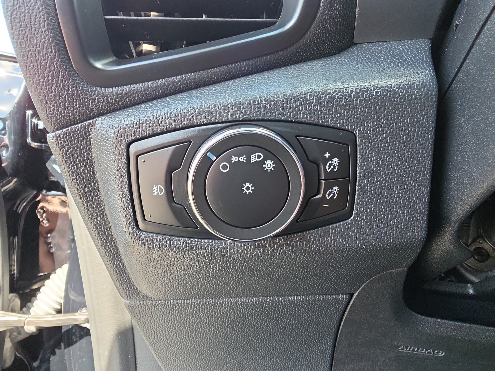 Used 2018 Ford EcoSport SES w/ Interior Protection Package AWD/4WD image 24