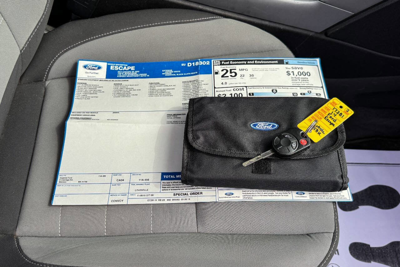 Used 2014 Ford Escape SE image 28