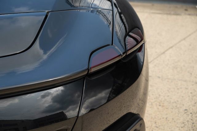 Used 2025 Ferrari Roma Spider image 27