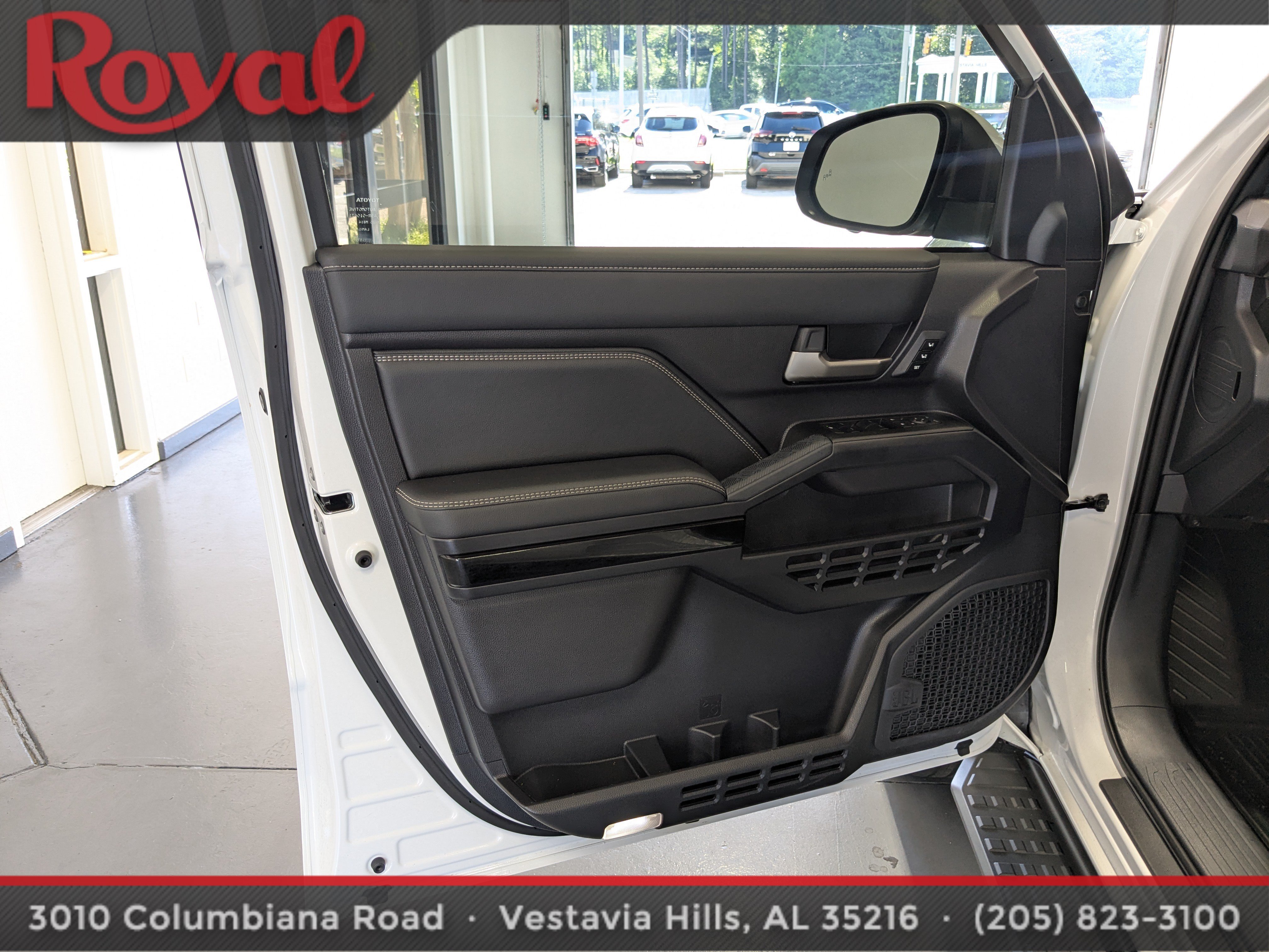 Used 2025 Toyota 4Runner Limited RWD image 17