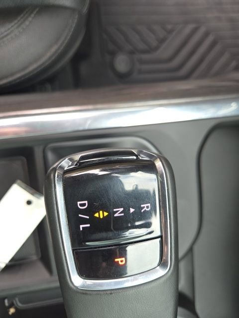 Used 2024 Chevrolet Silverado 1500 LTZ w/ LTZ Convenience Package II image 41