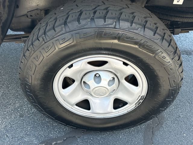 Used 2020 Toyota Tacoma SR AWD/4WD image 24