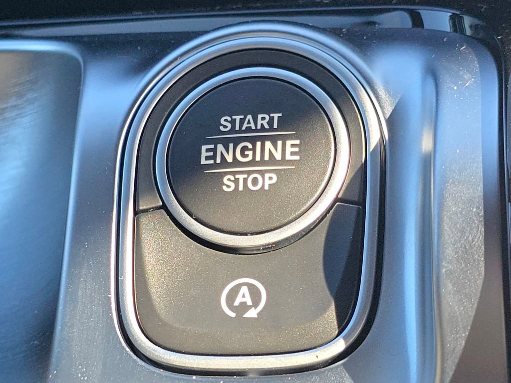 New 2025 Mercedes-Benz GLB 35 AMG 4MATIC image 37