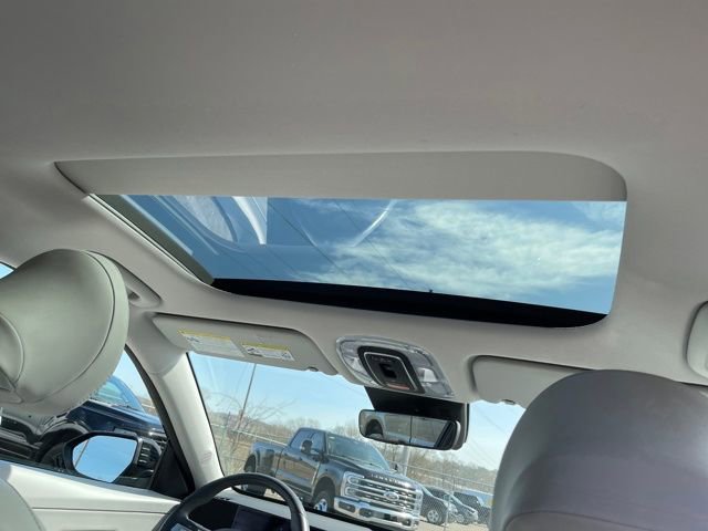 Used 2024 Hyundai Kona Limited image 35