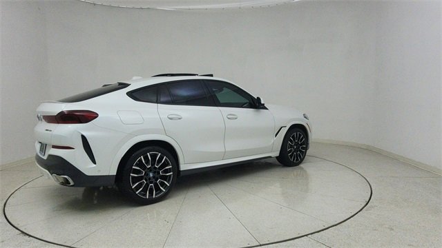 Used 2024 BMW X6 xDrive40i w/ Premium Package image 76
