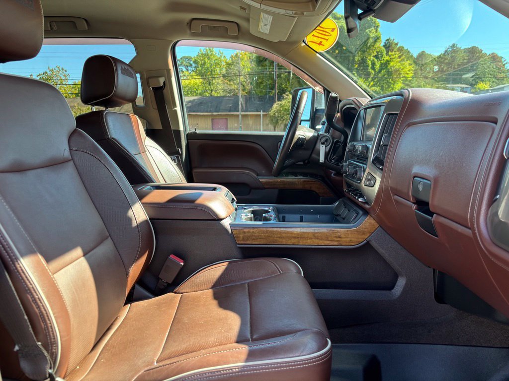 Used 2014 Chevrolet Silverado 1500 High Country w/ High Country Premium Package AWD/4WD image 27