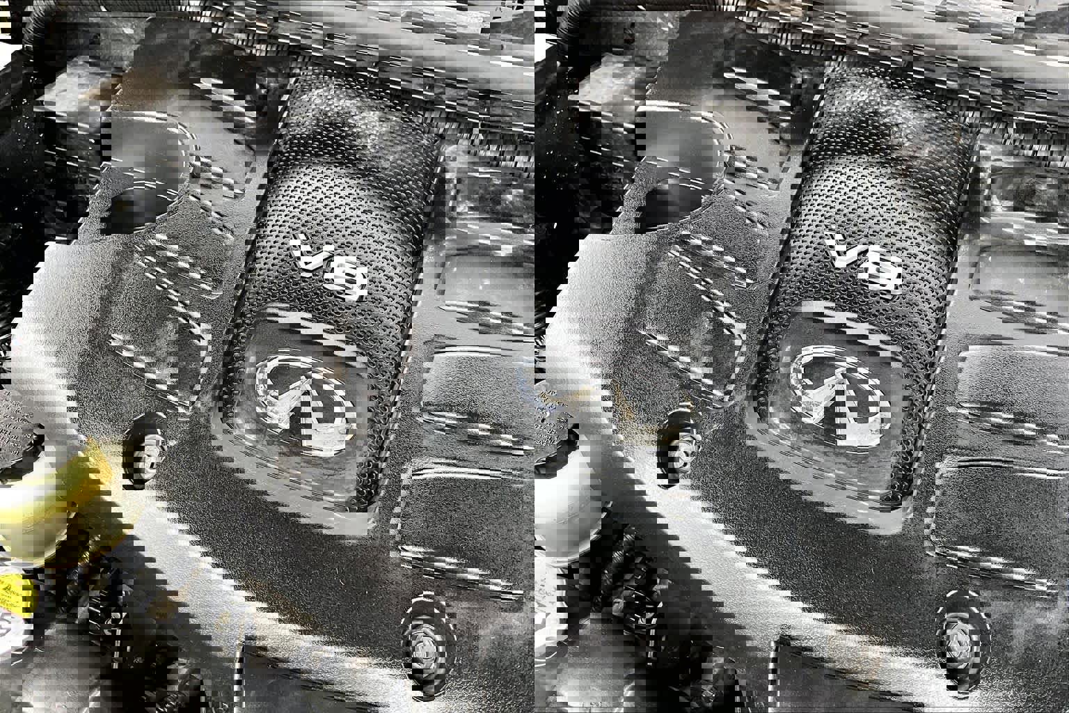 Used 2015 INFINITI QX80 w/ Deluxe Technology Package image 32