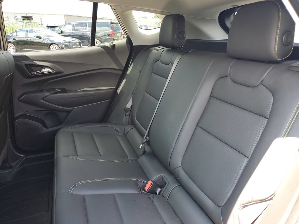 Used 2025 Chevrolet Trax ACTIV w/ Driver Confidence Package FWD image 26