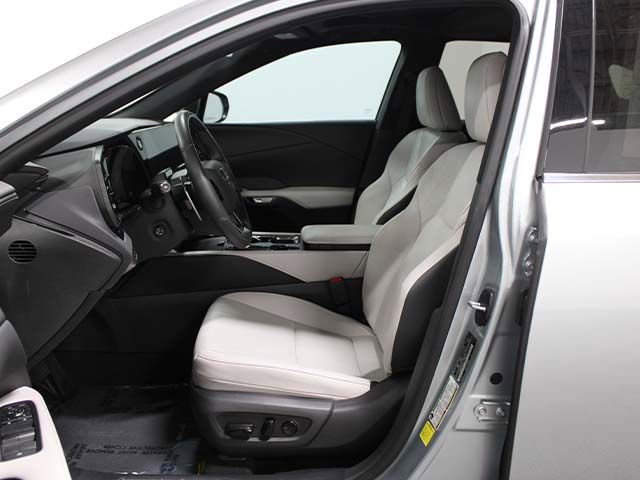 Used 2023 Lexus RX 350h w/ Accessory Package (Z1) AWD/4WD image 11
