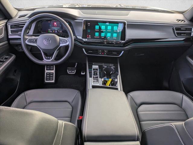 Used 2025 Volkswagen Atlas Cross Sport SEL R-Line image 17