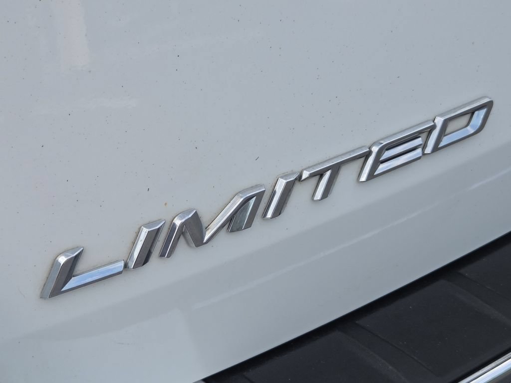 Used 2021 Ford Explorer Limited w/ Hybrid Equipment Group 310A AWD/4WD image 20