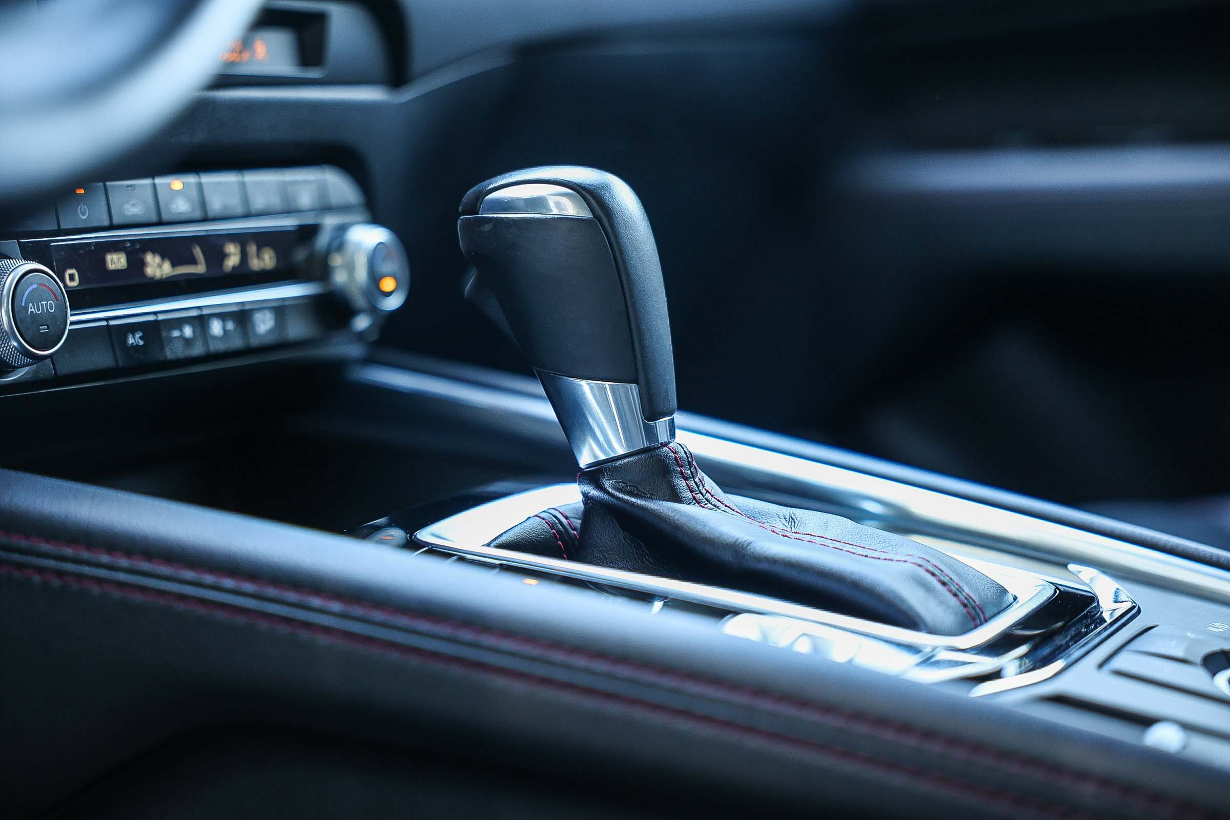 Used 2021 MAZDA CX-5 Carbon Edition image 29