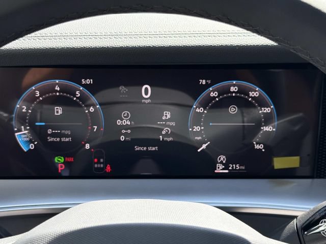 New 2026 Volkswagen Tiguan SE R-Line FWD image 23