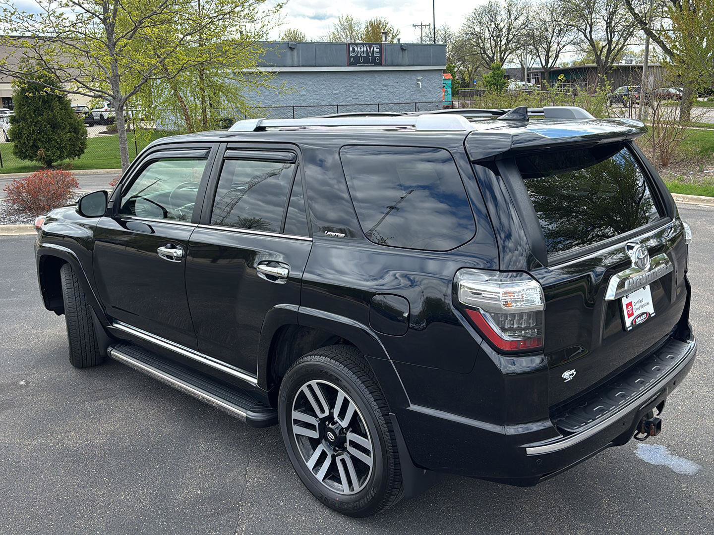 Used 2023 Toyota 4Runner Limited AWD/4WD image 19
