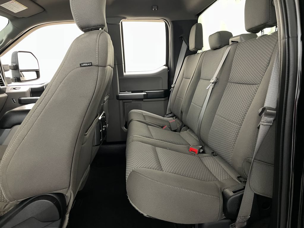Used 2018 Ford F250 XLT w/ XLT Value Package AWD/4WD image 8