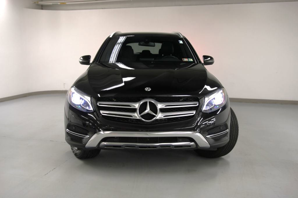 Used 2019 Mercedes-Benz GLC 300 4MATIC image 3