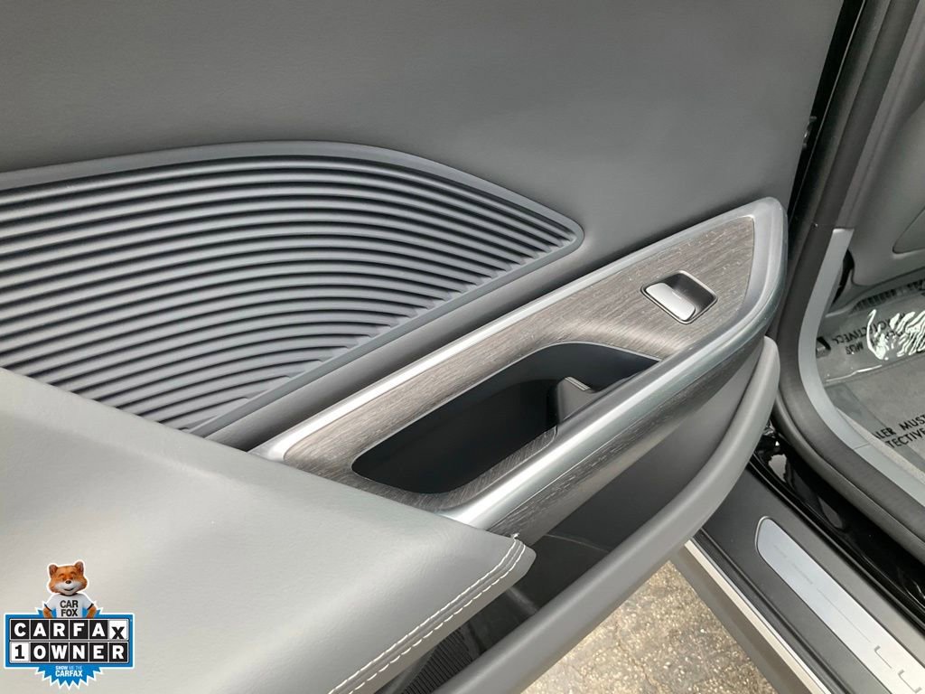 Used 2024 Lucid Air Touring AWD/4WD image 32