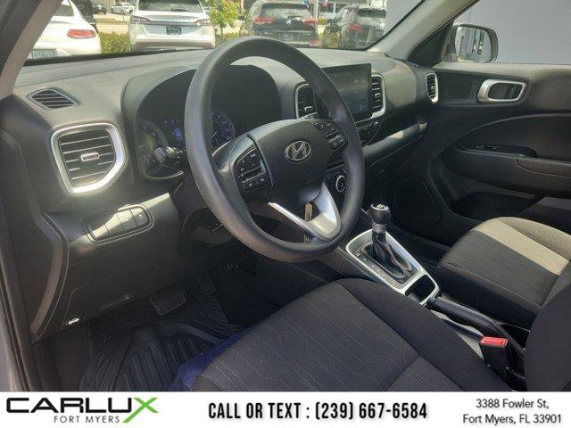 Used 2020 Hyundai Venue SE FWD image 27