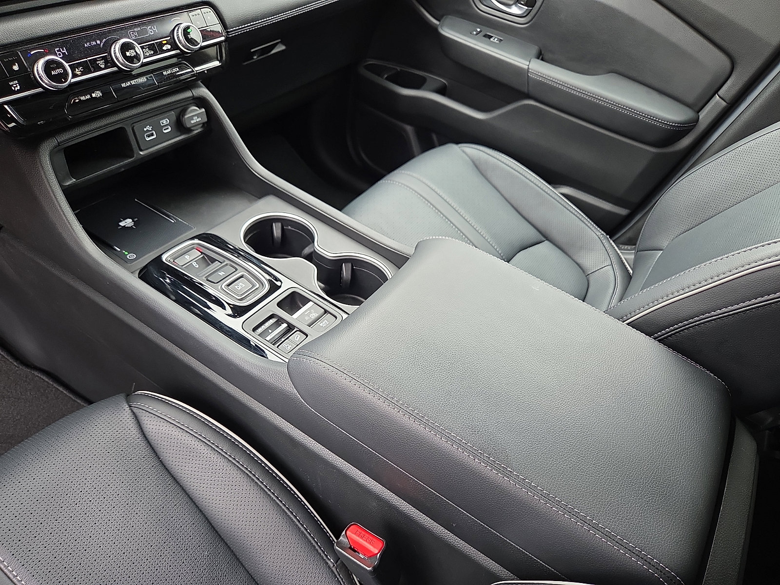 Used 2025 Honda Pilot Elite image 25