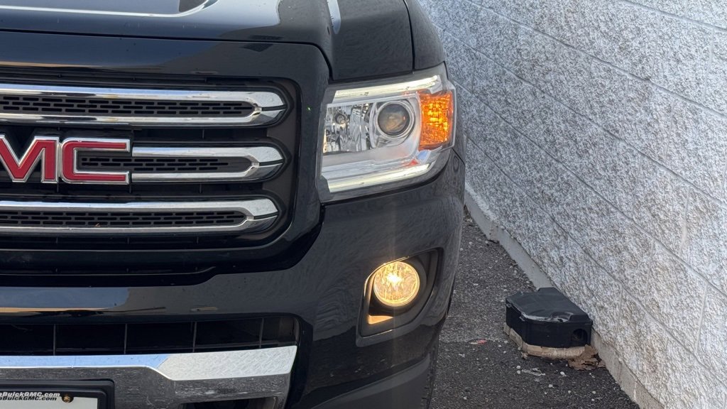 Used 2015 GMC Canyon SLE w/ All-Terrain Package image 3