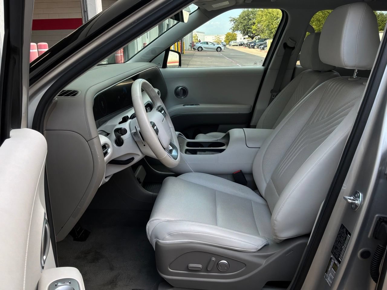 Used 2026 Hyundai Palisade SEL FWD image 10