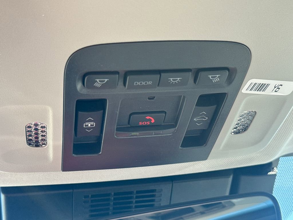New 2026 Toyota Camry XLE AWD/4WD image 27