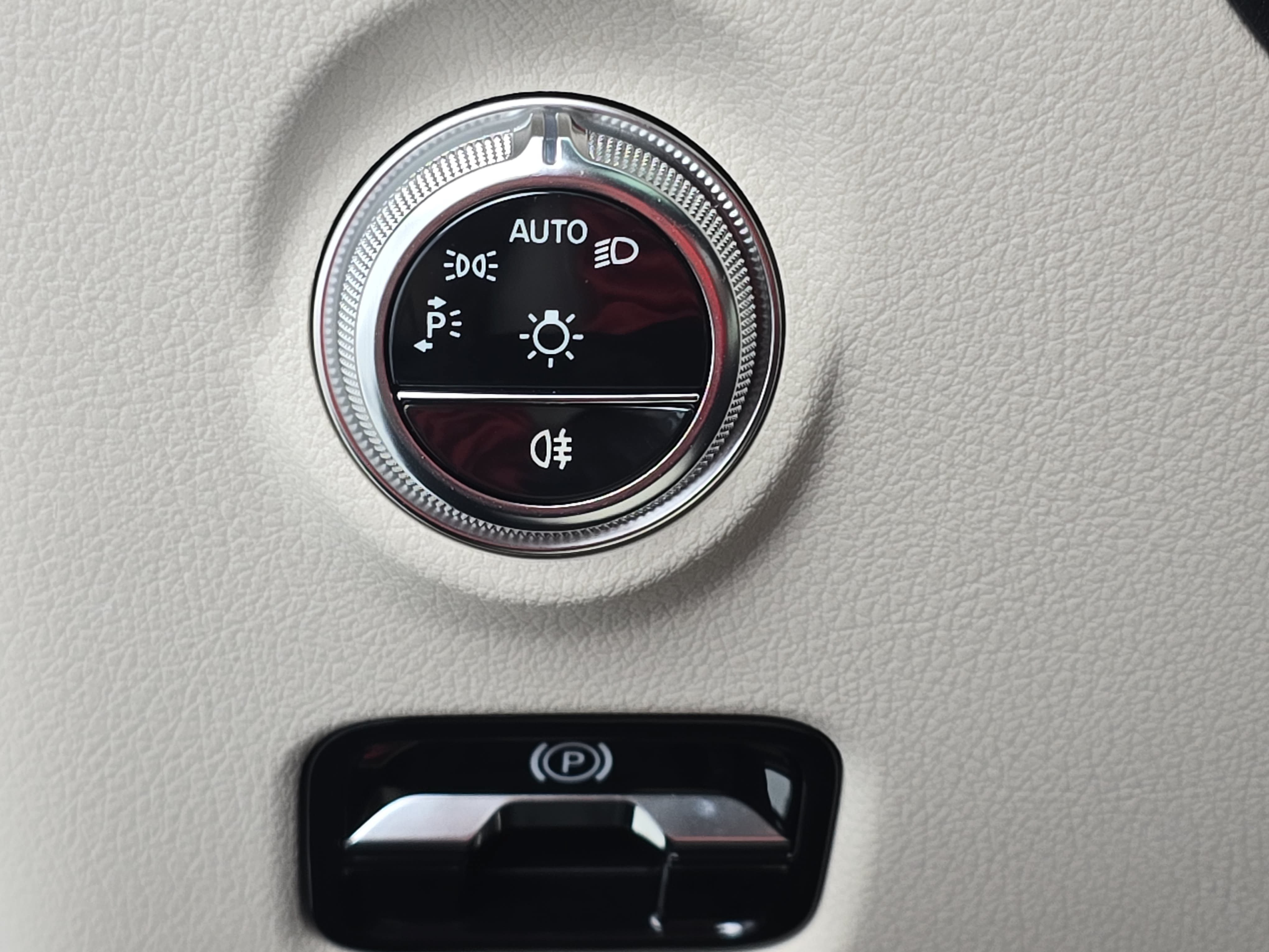 Certified 2026 Mercedes-Benz C 300 Sedan image 26